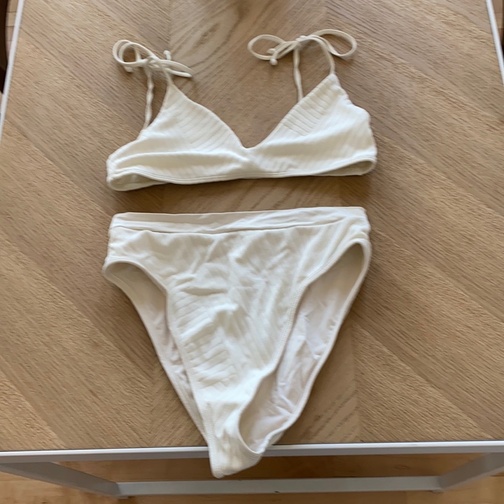 LSpace CrossRoads Daisy Top & Frenchi Bikini SET